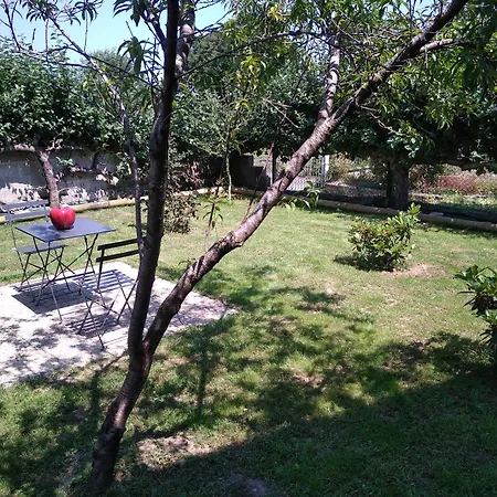 L'attrape Coeurs Πανσιόν 4*