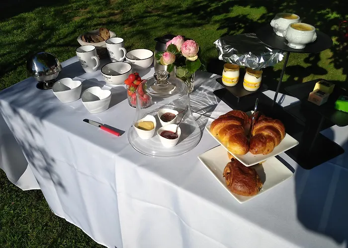 L'attrape Coeurs Πανσιόν 4*